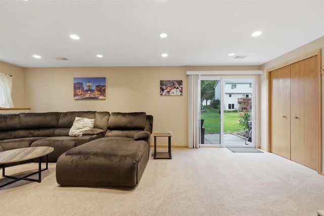 2826 Tucson Trail, Madison, WI 53719
