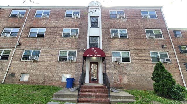 66-10 111 Street 3B, Forest Hills, NY 11375