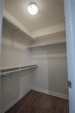 912 Oakwood Lane, Centerton, AR 72719