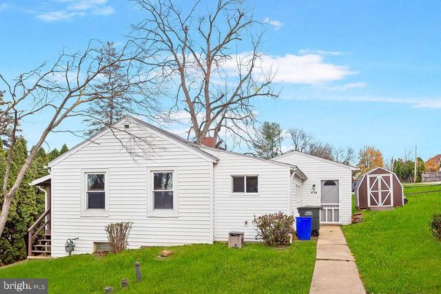 1 N DUKE ST, Dallastown, PA 17313