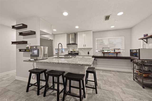 1242 Wardmont Street, Houston, TX 77037