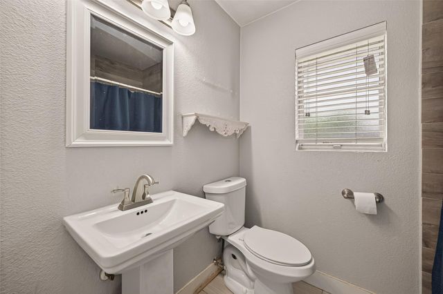 1242 Wardmont Street, Houston, TX 77037