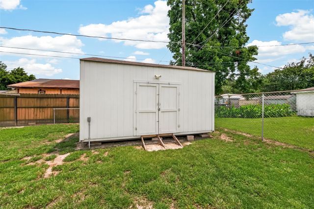 1242 Wardmont Street, Houston, TX 77037