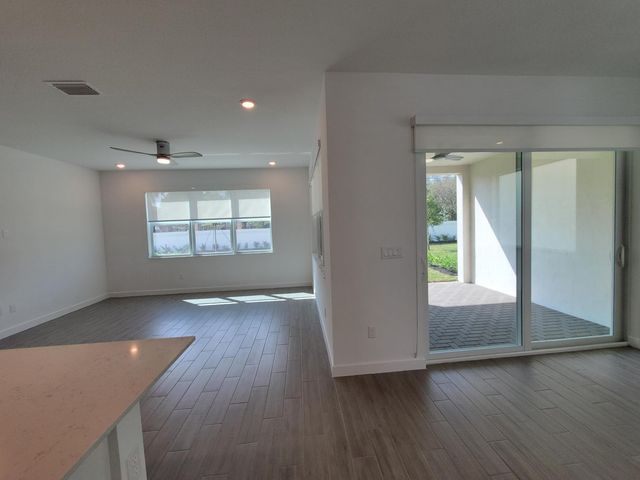 1590 Verawood Lane, Delray Beach, FL 33445