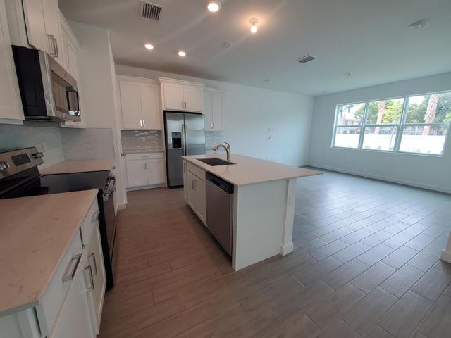 1590 Verawood Lane, Delray Beach, FL 33445