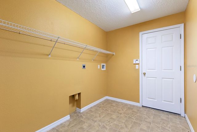 1789 COURTLAND, Deltona, FL 32738