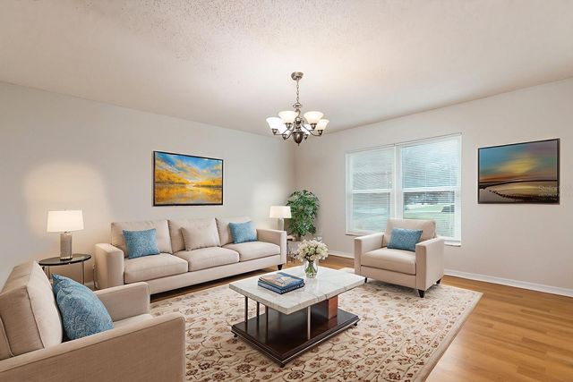 1789 COURTLAND, Deltona, FL 32738