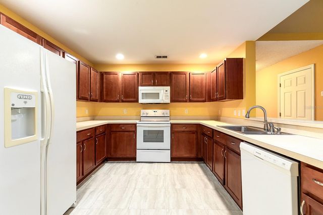 1789 COURTLAND, Deltona, FL 32738