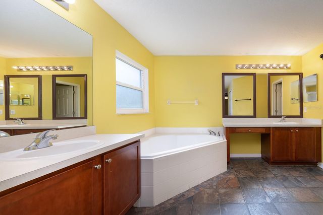 1789 COURTLAND, Deltona, FL 32738