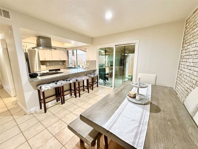 2010 Via Sonoma, Carrollton, TX 75006
