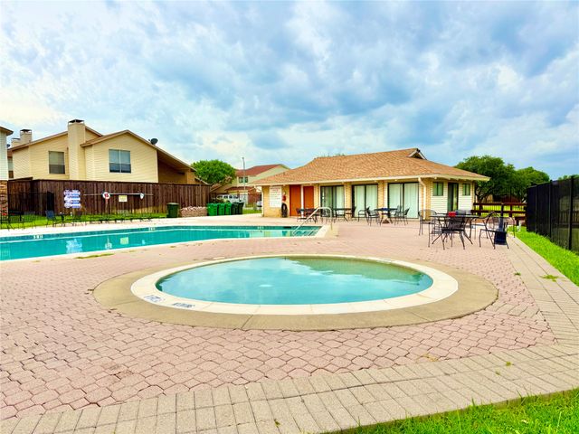 2010 Via Sonoma, Carrollton, TX 75006