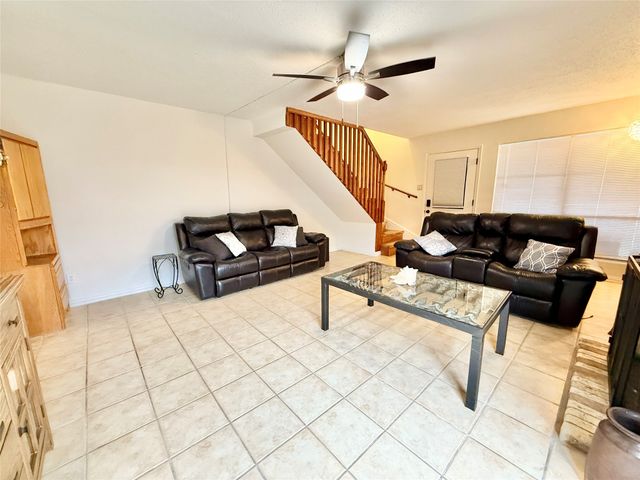 2010 Via Sonoma, Carrollton, TX 75006