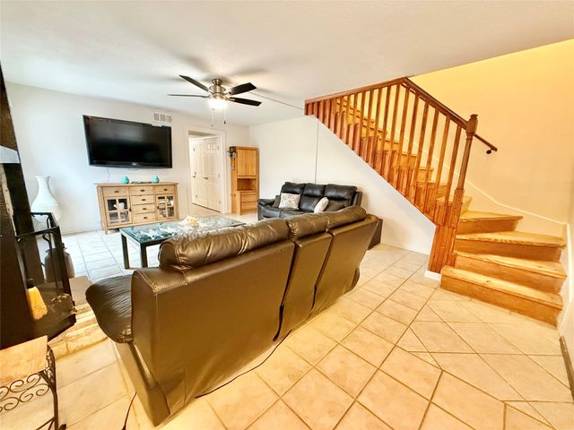 2010 Via Sonoma, Carrollton, TX 75006