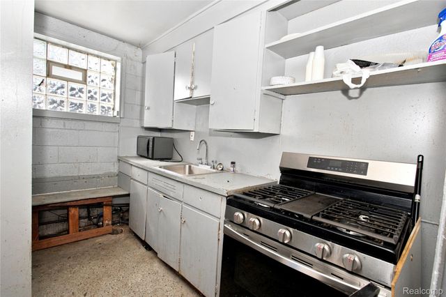 20531 Joy Road, Detroit, MI 48228