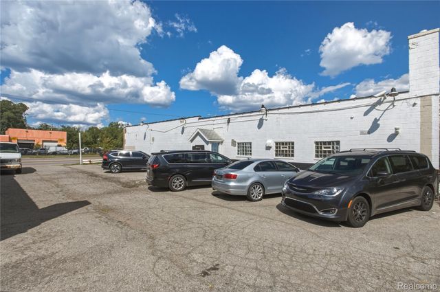 20531 Joy Road, Detroit, MI 48228