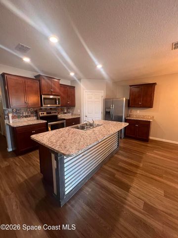 309 Cactus Street SE, Palm Bay, FL 32909