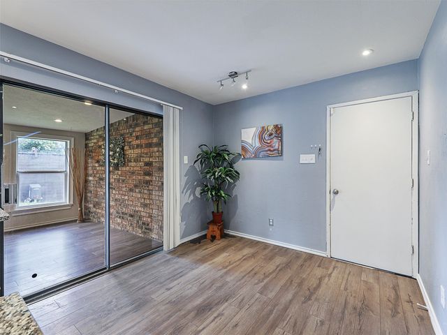 2032 Christie Lane, Carrollton, TX 75007
