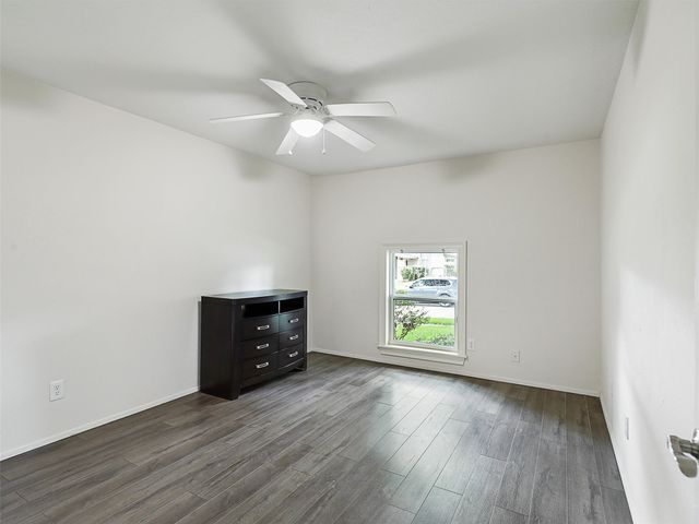 2032 Christie Lane, Carrollton, TX 75007
