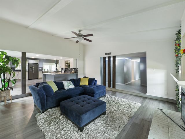 2032 Christie Lane, Carrollton, TX 75007