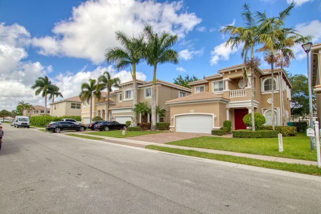 8014 Tangelo Drive, Boynton Beach, FL 33436