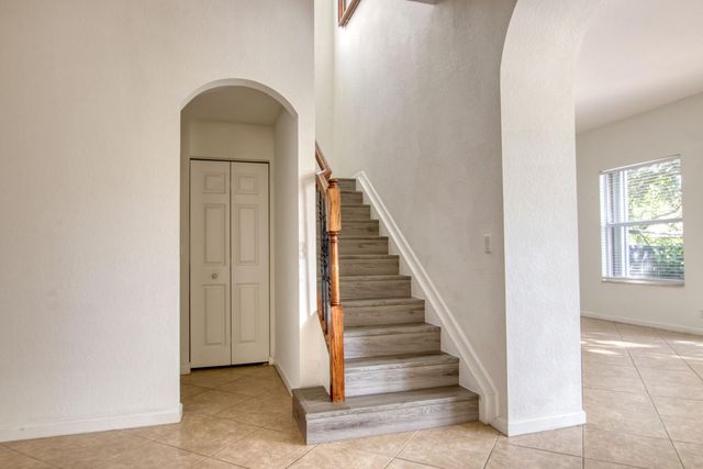 8014 Tangelo Drive, Boynton Beach, FL 33436