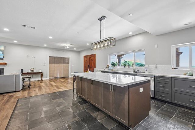 9608 Eucalyptus, Spring Valley, CA 91977
