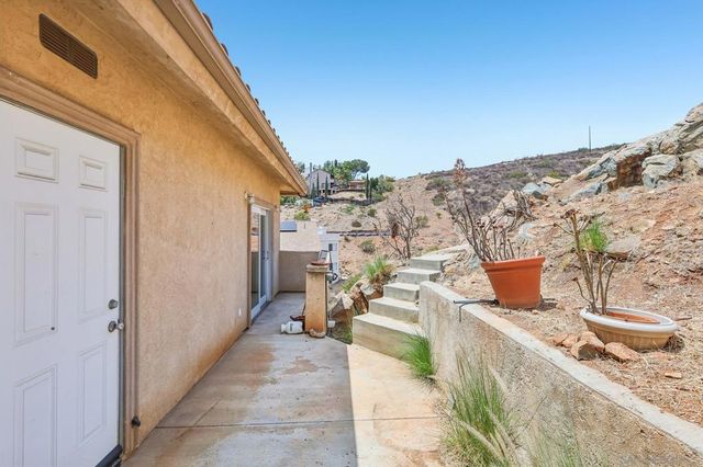 9608 Eucalyptus, Spring Valley, CA 91977