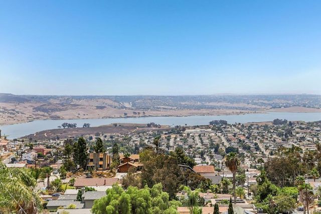 9608 Eucalyptus, Spring Valley, CA 91977