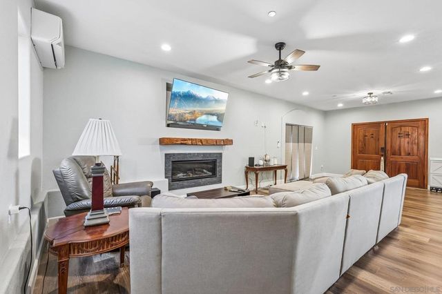 9608 Eucalyptus, Spring Valley, CA 91977