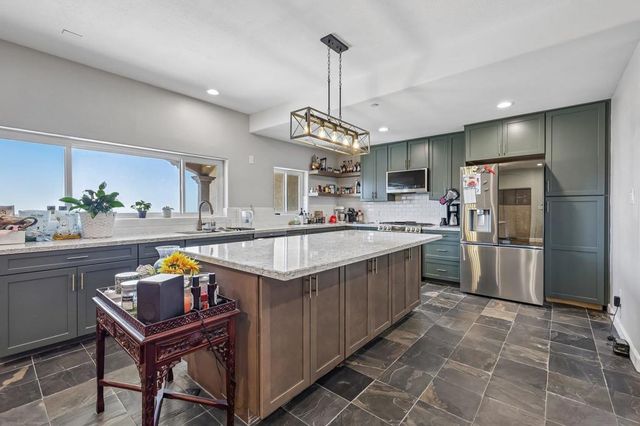 9608 Eucalyptus, Spring Valley, CA 91977