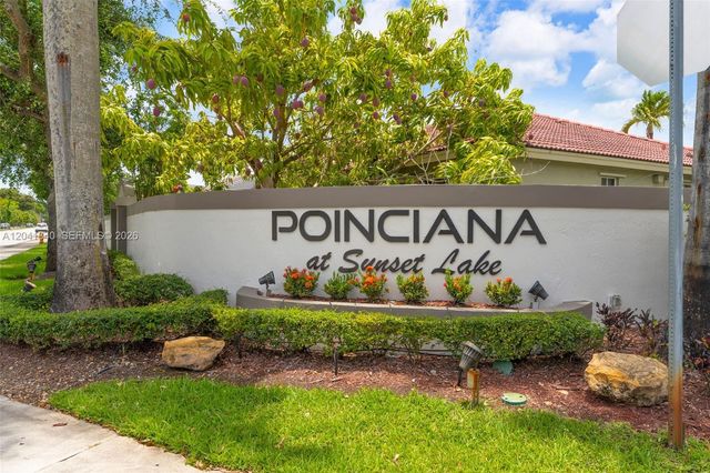 16335 SW 81 St, Miami, FL 33193