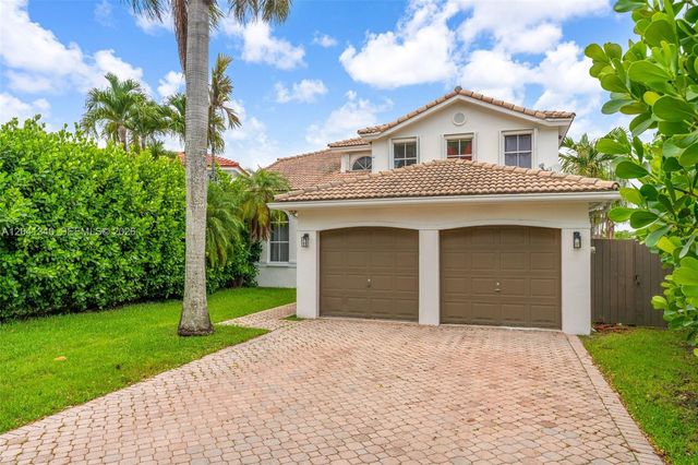 16335 SW 81 St, Miami, FL 33193