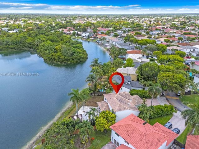 16335 SW 81 St, Miami, FL 33193
