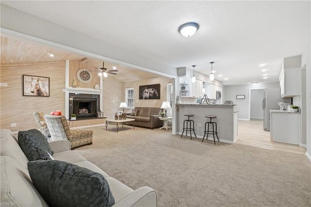 313 King Christian RD, Virginia Beach, VA 23462