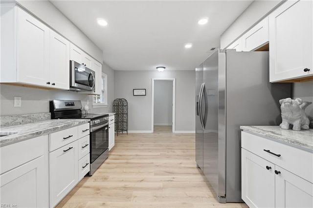 313 King Christian RD, Virginia Beach, VA 23462