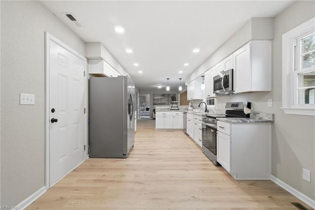 313 King Christian RD, Virginia Beach, VA 23462