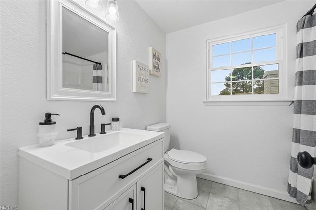 313 King Christian RD, Virginia Beach, VA 23462