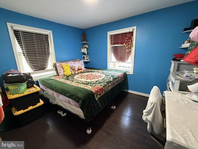 203 SOLLERS POINT RD, Dundalk, MD 21222