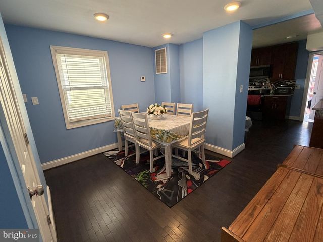 203 SOLLERS POINT RD, Dundalk, MD 21222