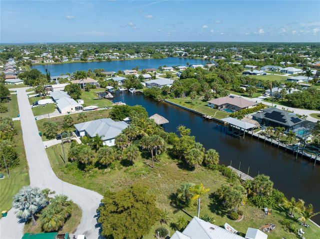 19188 NEW HAVEN COURT, Port Charlotte, FL 33948