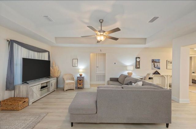 2191 Jernigan Drive, Crestview, FL 32536