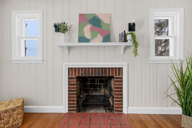 6 Ludington Rd, Worcester, MA 01602