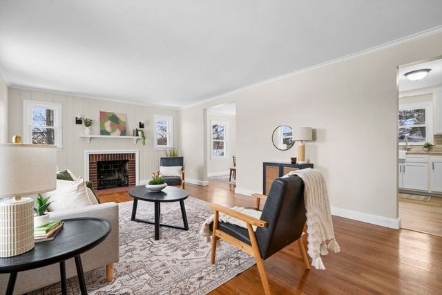 6 Ludington Rd, Worcester, MA 01602