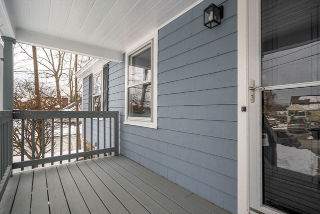 6 Ludington Rd, Worcester, MA 01602