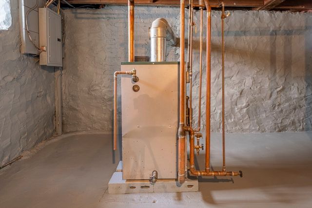 6 Ludington Rd, Worcester, MA 01602