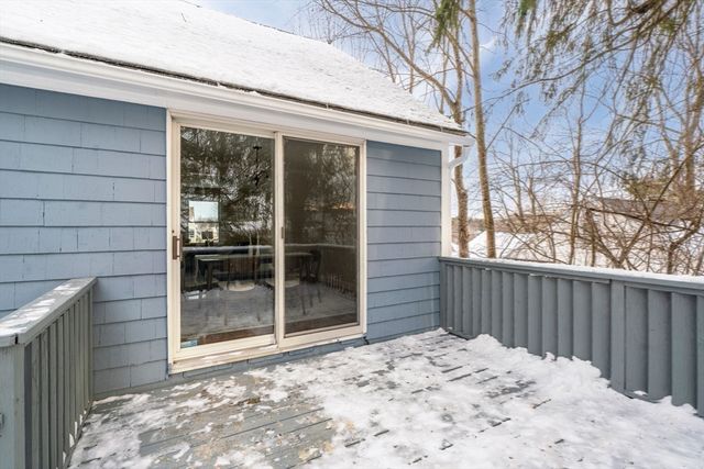 6 Ludington Rd, Worcester, MA 01602