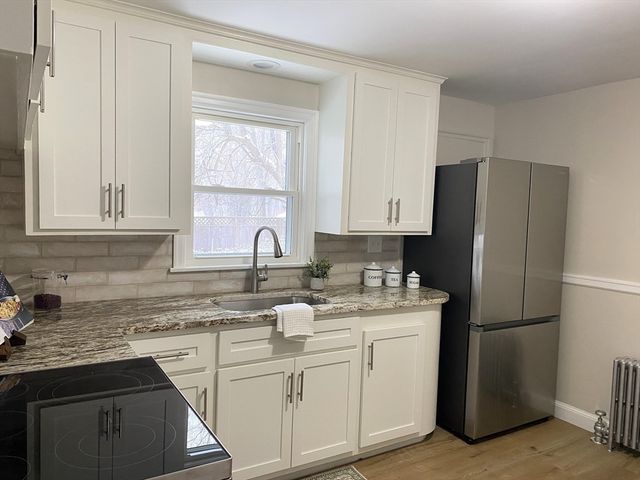 6 Ludington Rd, Worcester, MA 01602