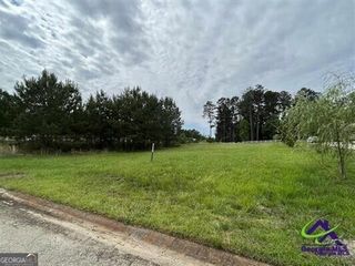 1005 Porter Circle, Gray, GA 31032