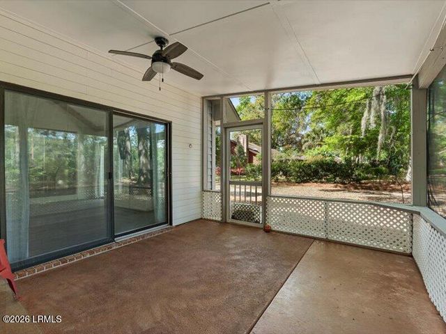 9 Chesterfield Lake Drive, Beaufort, SC 29906
