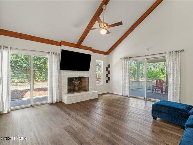 9 Chesterfield Lake Drive, Beaufort, SC 29906